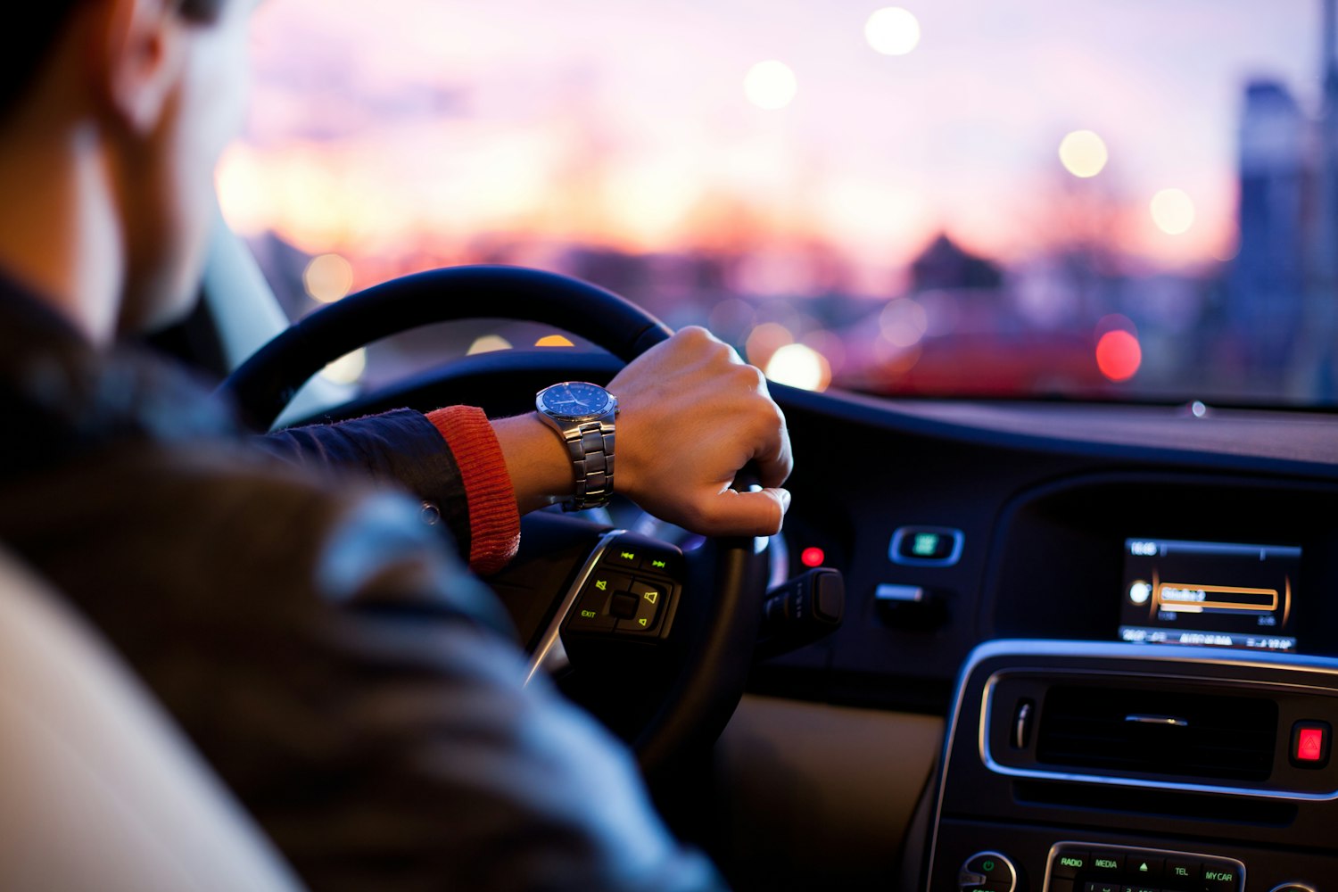 新手必看，如何正确更换汽车近光灯？详细步骤指南